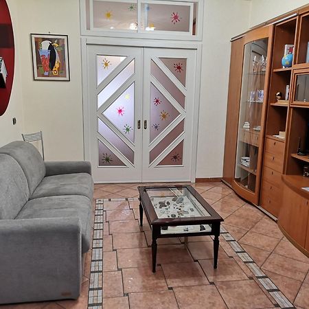 Domus Cornelia Appartement Napels Buitenkant foto